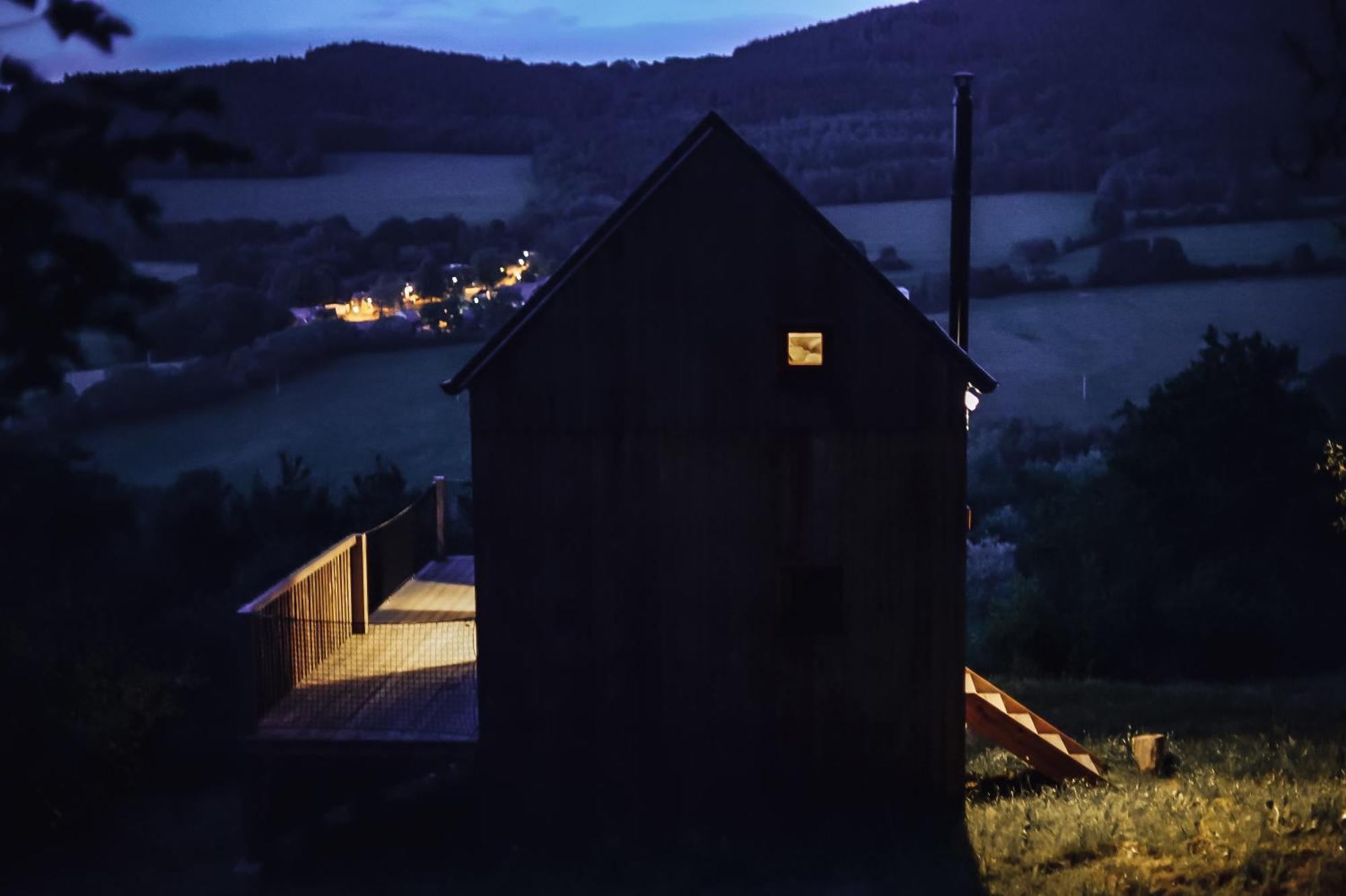 Tri Domky - Tiny Houses Depoltice 外观 照片